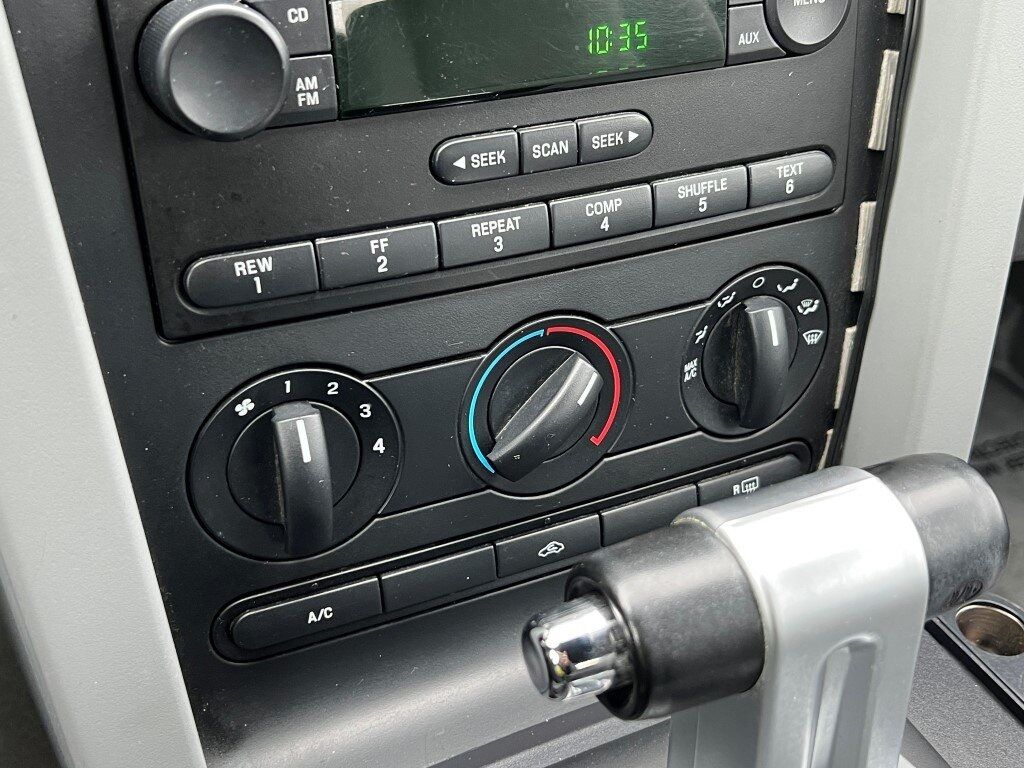 2006 Ford Mustang V6 Deluxe Ashland VA