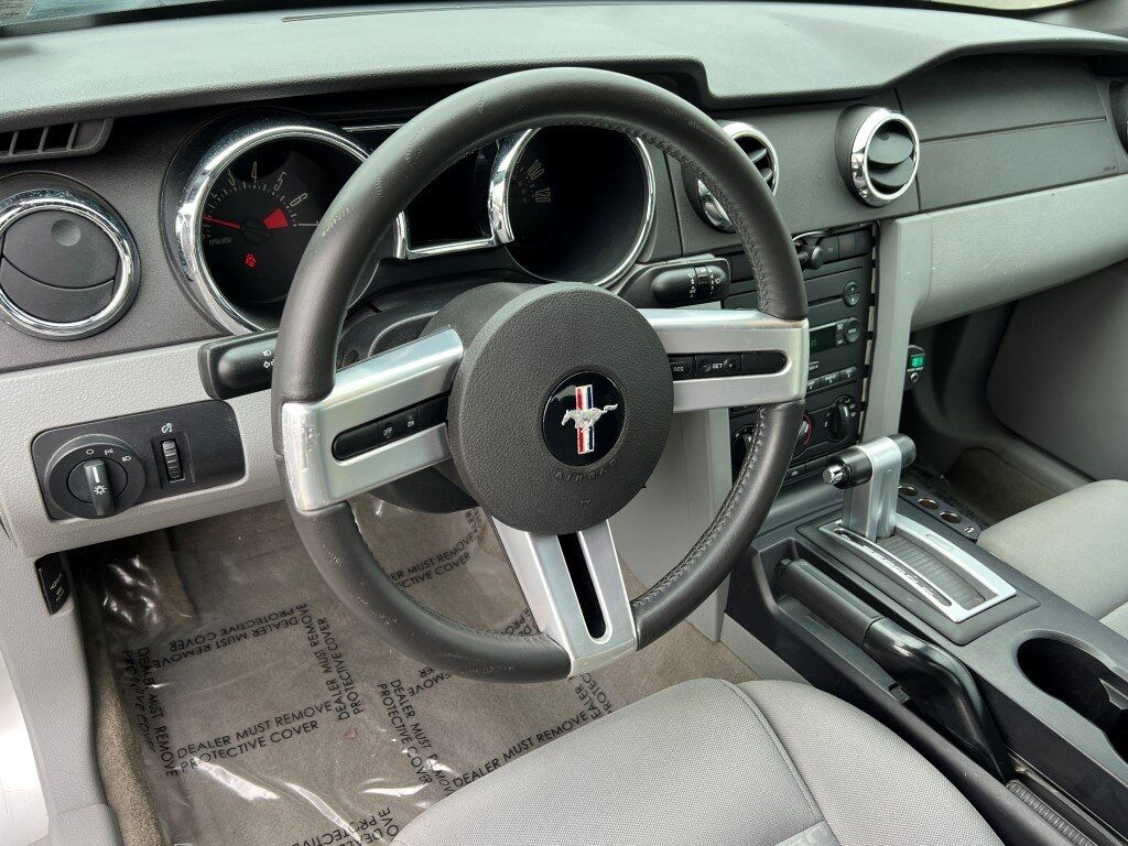 2006 Ford Mustang V6 Deluxe Ashland VA