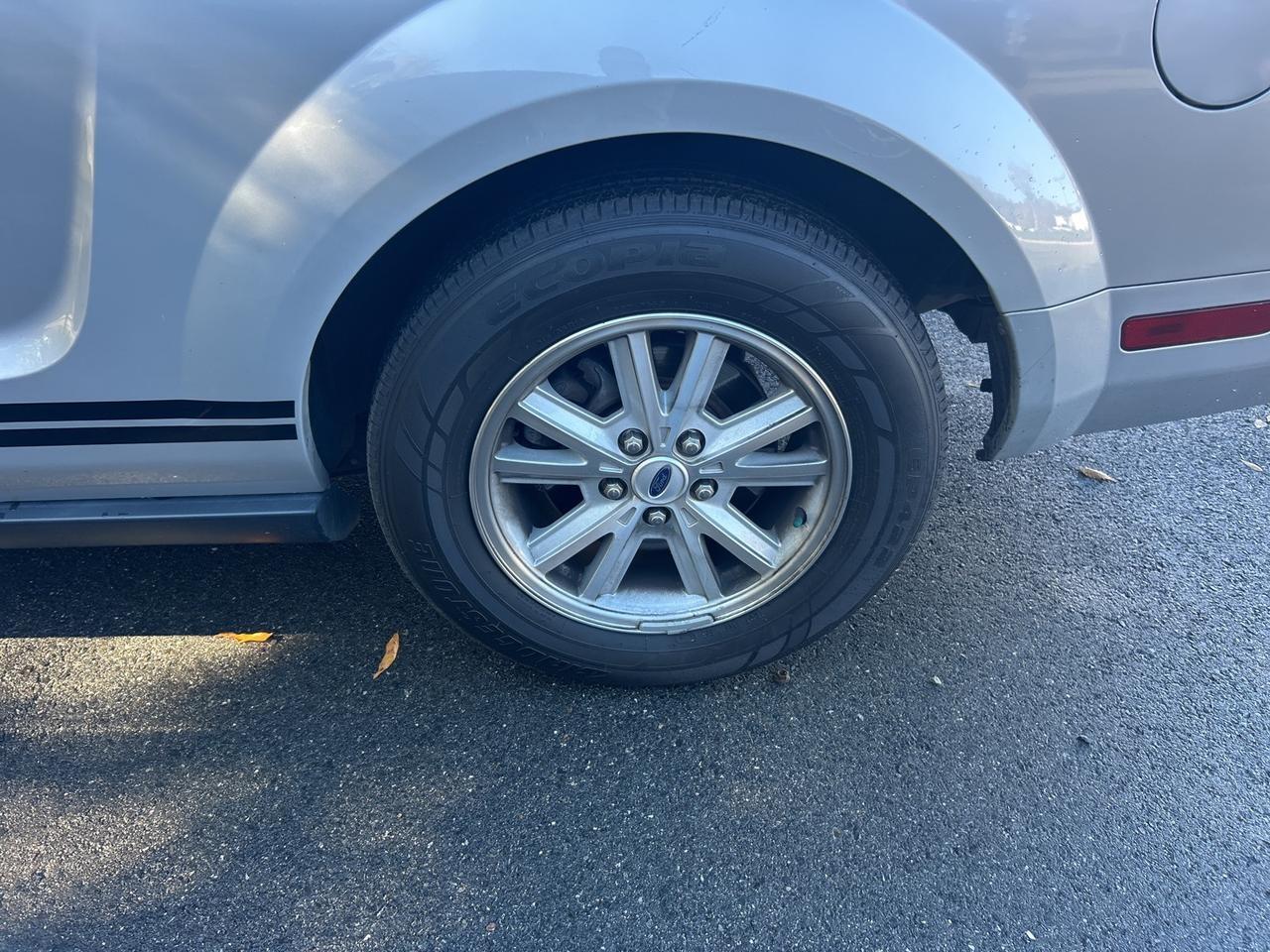 2006 Ford Mustang V6 Deluxe Ashland VA