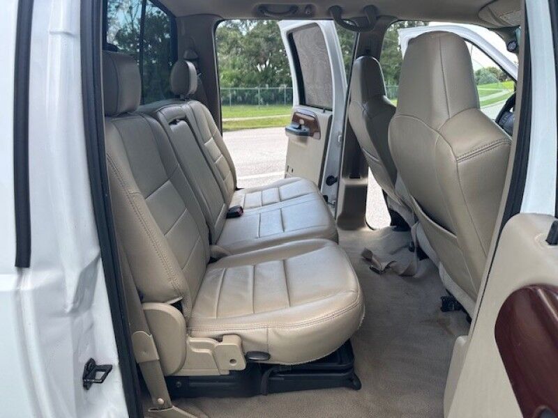 2006 Ford SUPER DUTY F-250 LARIAT FX4 TURBO DIESEL BULLETPROOF 6.0 RUNS GREAT BANKS CREW CAB Sarasota FL