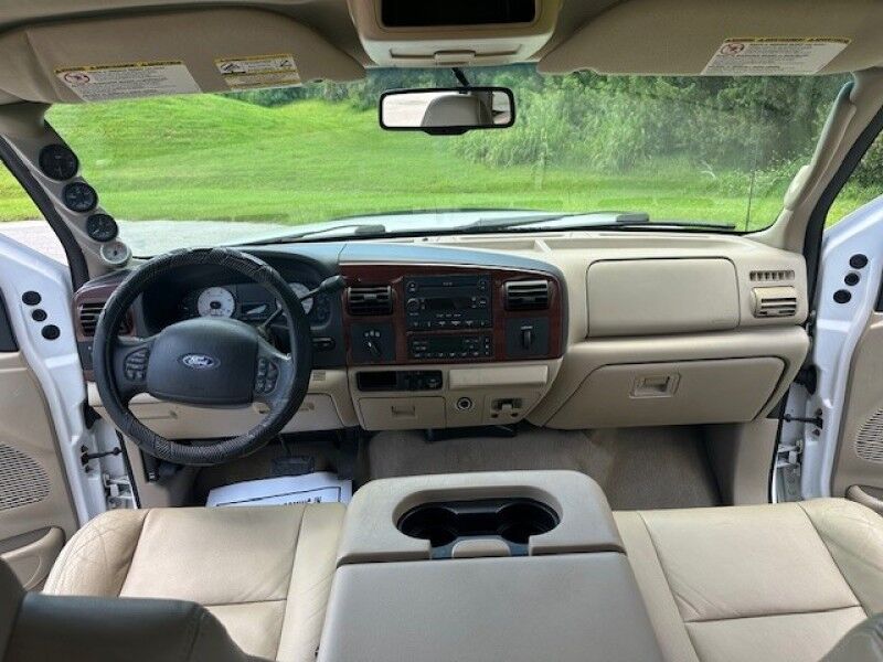 2006 Ford SUPER DUTY F-250 LARIAT FX4 TURBO DIESEL BULLETPROOF 6.0 RUNS GREAT BANKS CREW CAB Sarasota FL