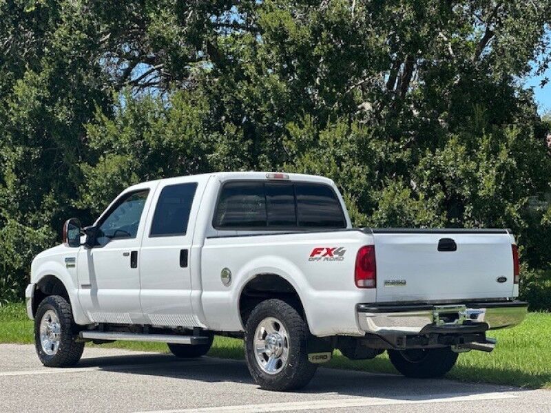 2006 Ford SUPER DUTY F-250 LARIAT FX4 TURBO DIESEL BULLETPROOF 6.0 RUNS GREAT BANKS CREW CAB Sarasota FL