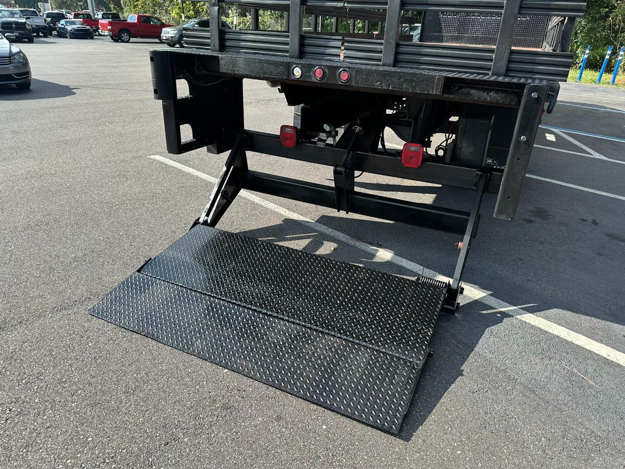 2006 Ford Super Duty F-650 Straight Frame Reg Cab XLT Jacksonville FL