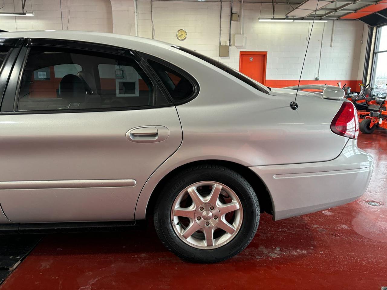 2006 Ford Taurus SEL Franklin OH