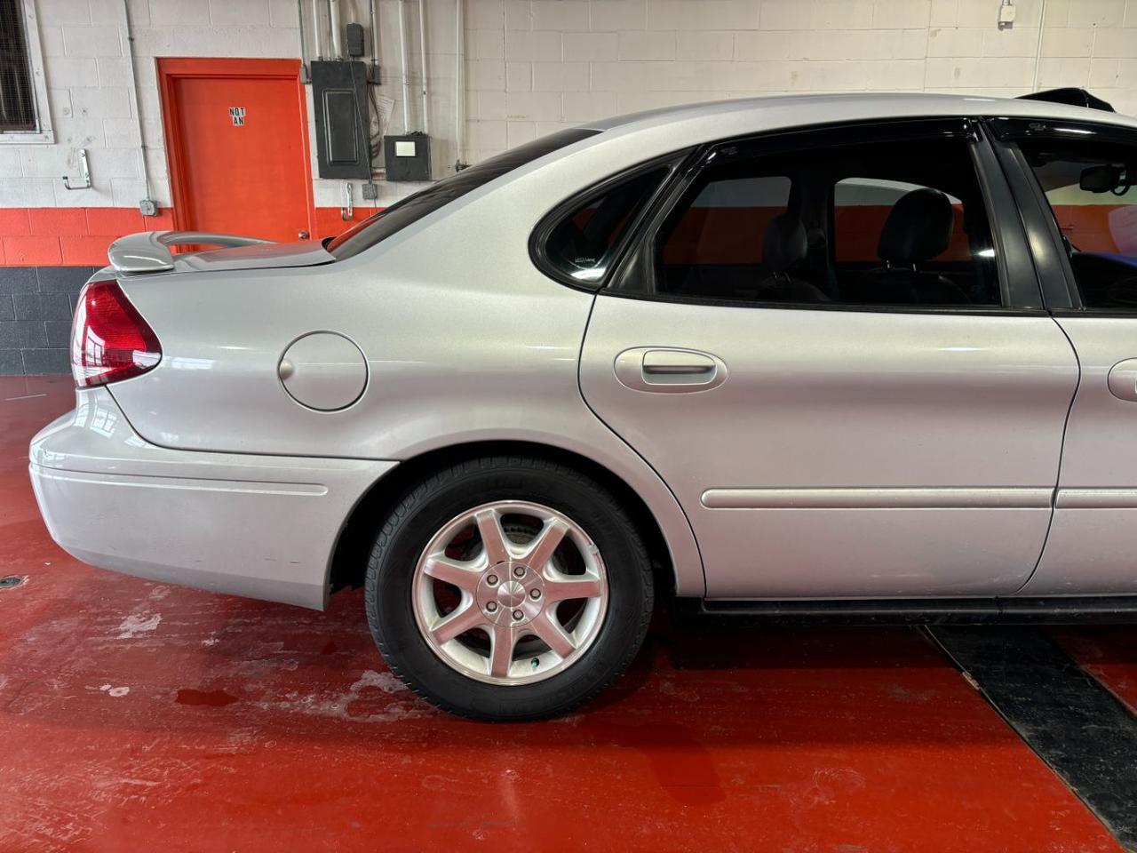 2006 Ford Taurus SEL Franklin OH