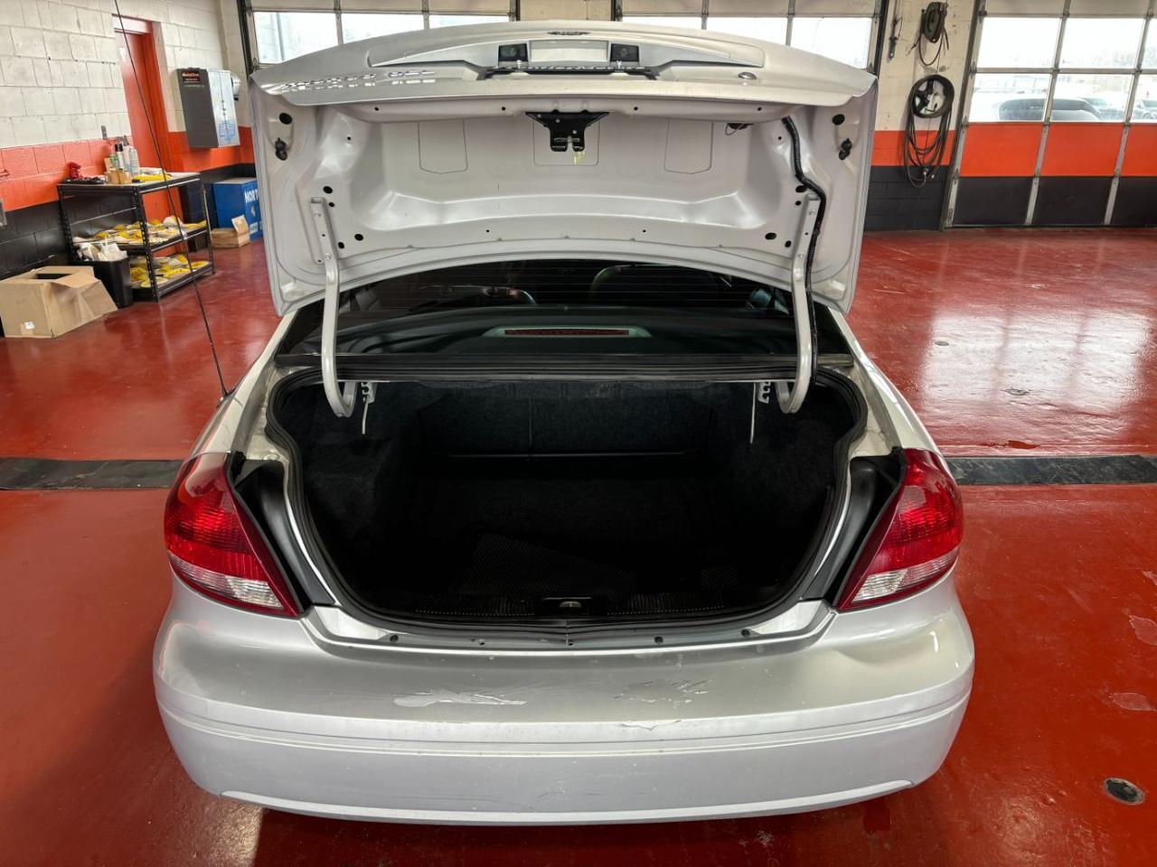 2006 Ford Taurus SEL Franklin OH