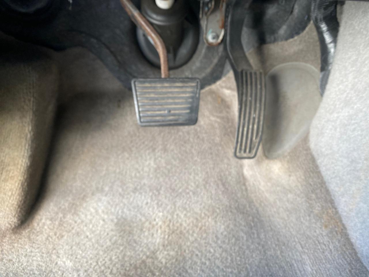 2006 GMC Envoy Denali LOW MILES 49,532 4WD SUNROOF Pompano Beach FL