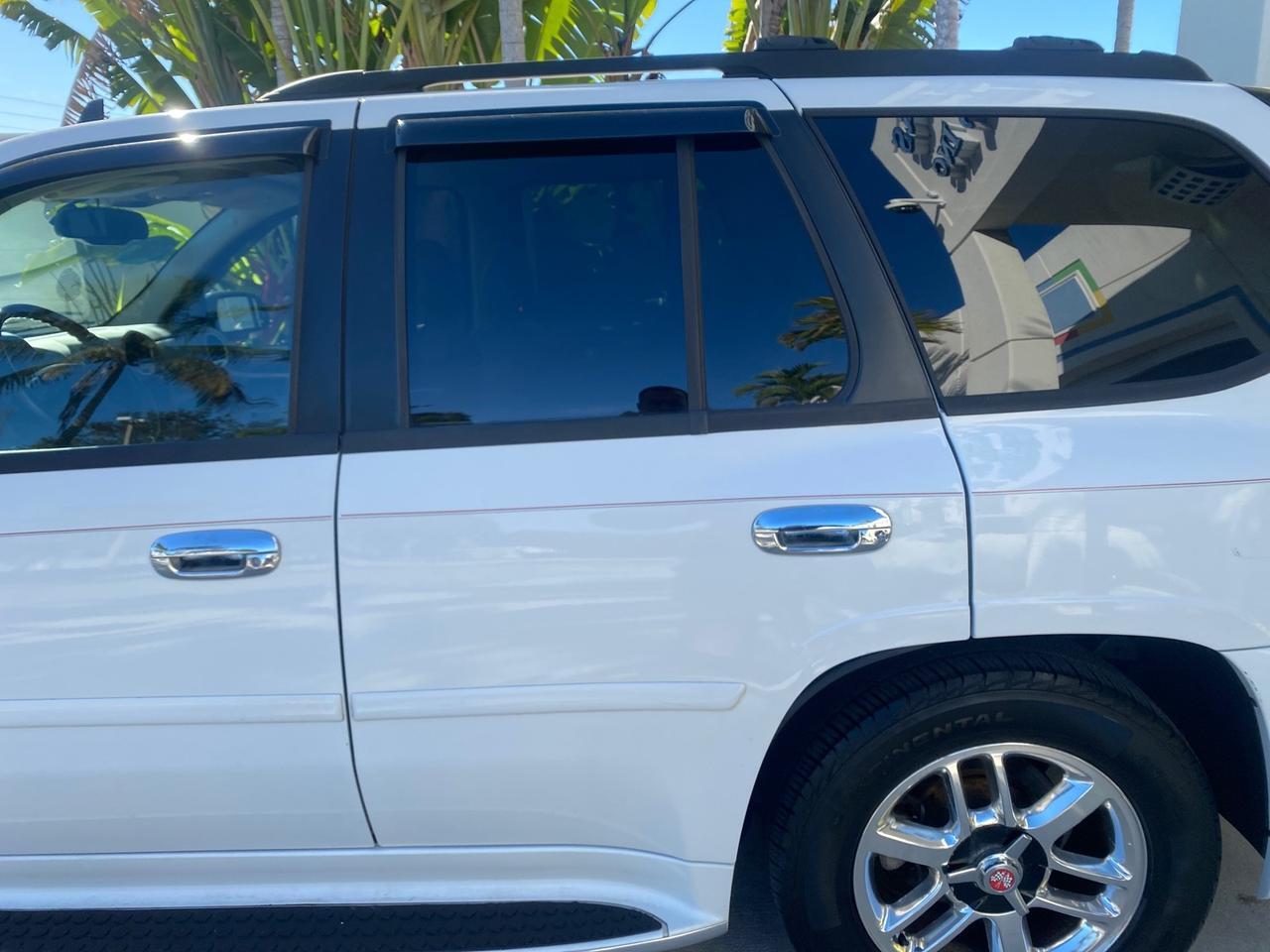 2006 GMC Envoy Denali LOW MILES 49,532 4WD SUNROOF Pompano Beach FL