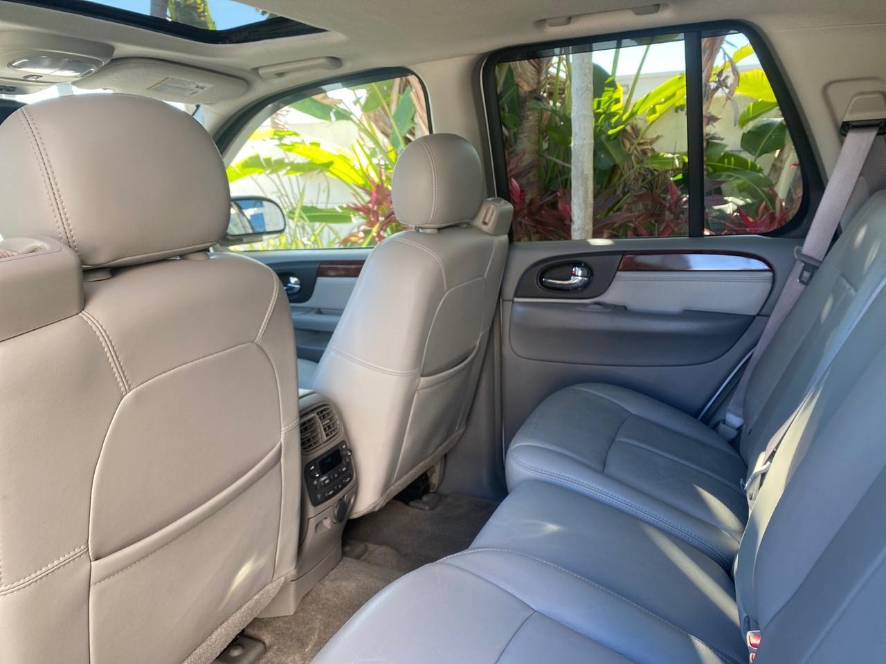 2006 GMC Envoy Denali LOW MILES 49,532 4WD SUNROOF Pompano Beach FL