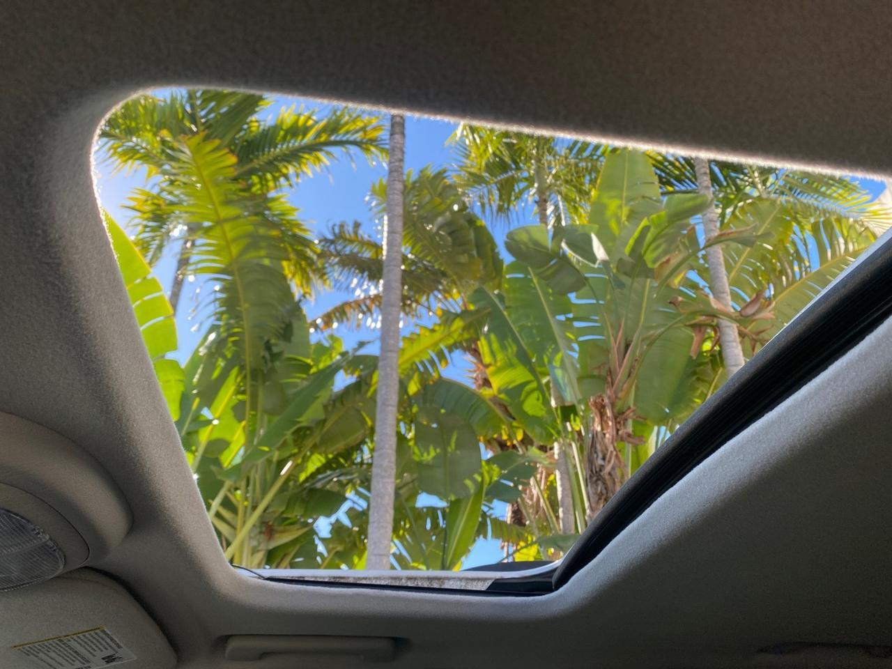 2006 GMC Envoy Denali LOW MILES 49,532 4WD SUNROOF Pompano Beach FL