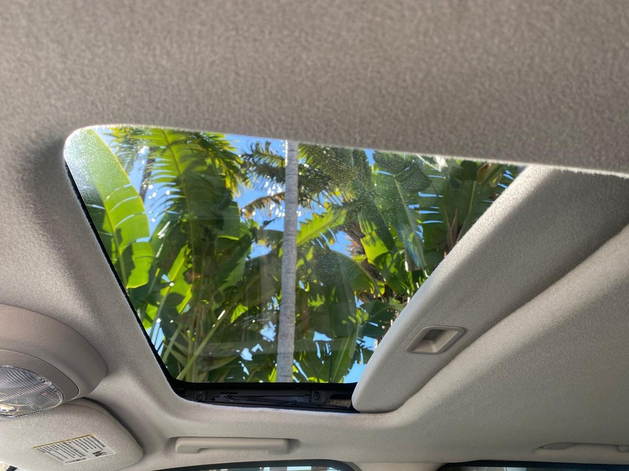 2006 GMC Envoy Denali LOW MILES 49,532 4WD SUNROOF Pompano Beach FL