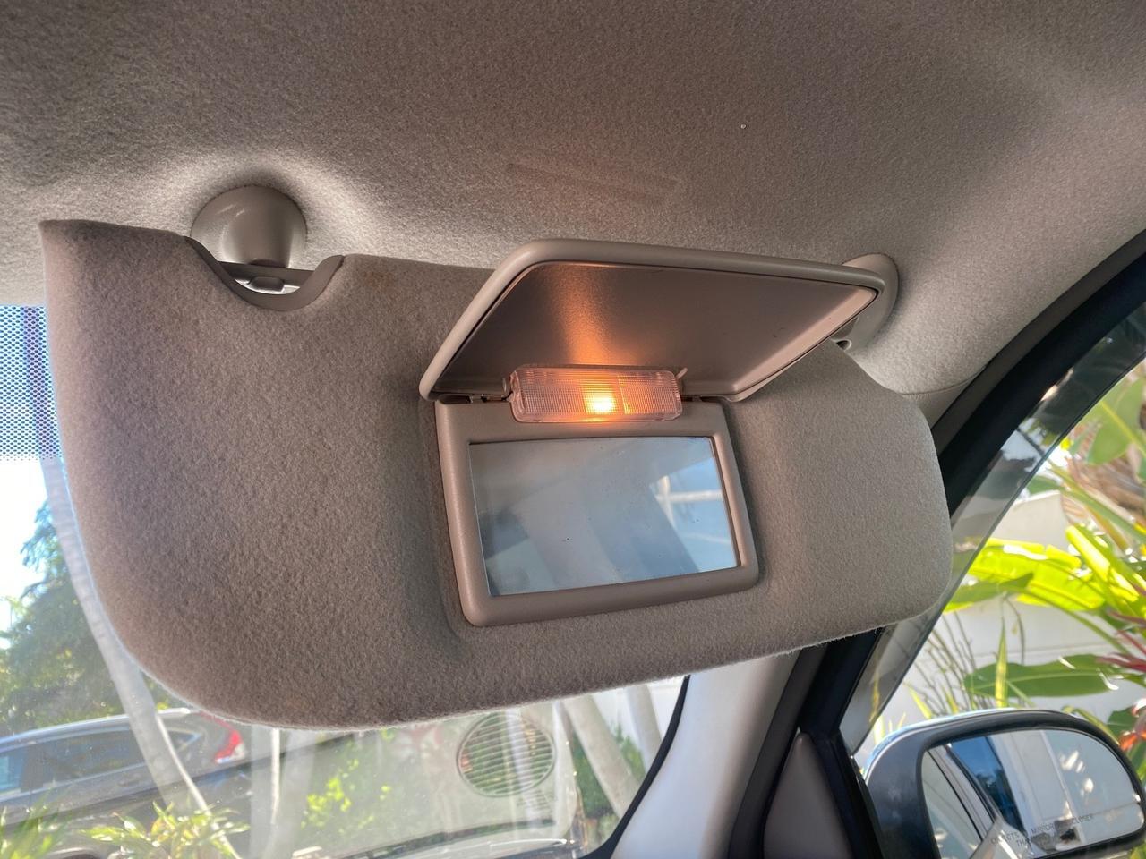 2006 GMC Envoy Denali LOW MILES 49,532 4WD SUNROOF Pompano Beach FL