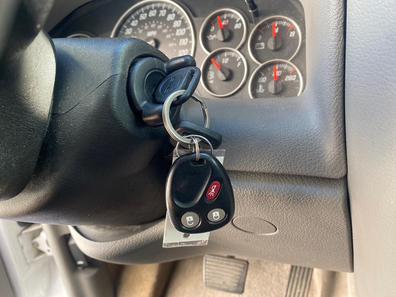 2006 GMC Envoy Denali LOW MILES 49,532 4WD SUNROOF Pompano Beach FL