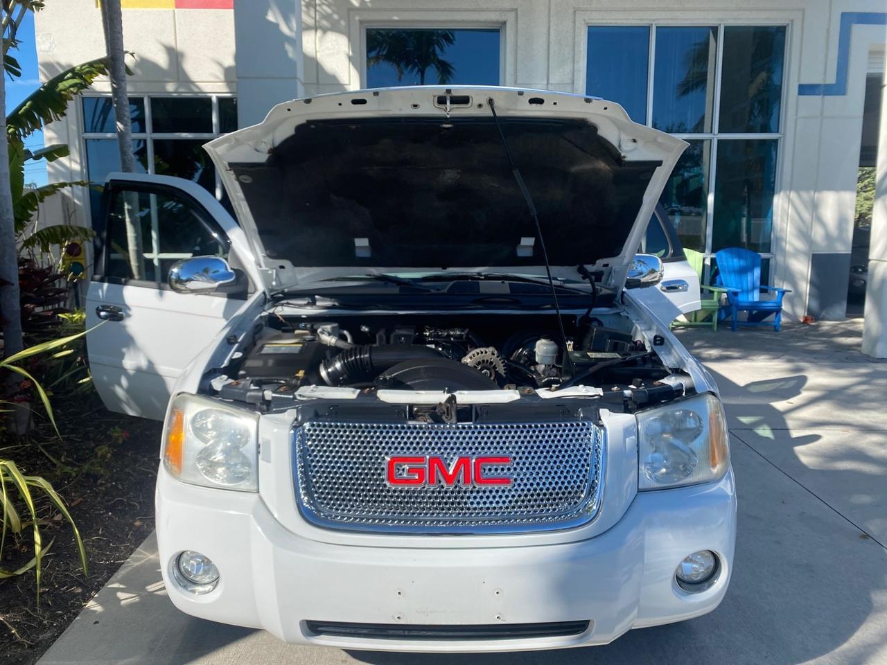 2006 GMC Envoy Denali LOW MILES 49,532 4WD SUNROOF Pompano Beach FL
