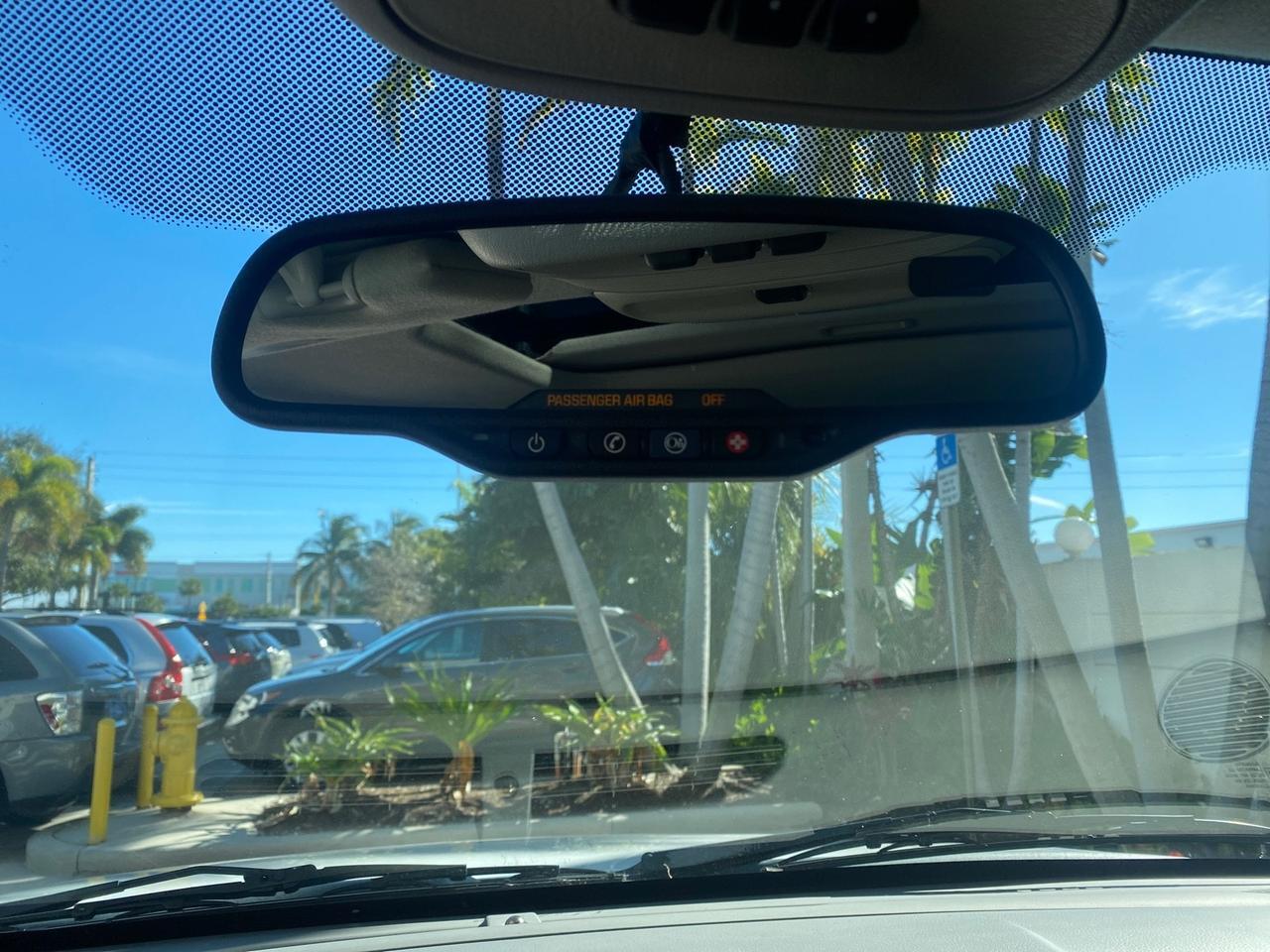 2006 GMC Envoy Denali LOW MILES 49,532 4WD SUNROOF Pompano Beach FL