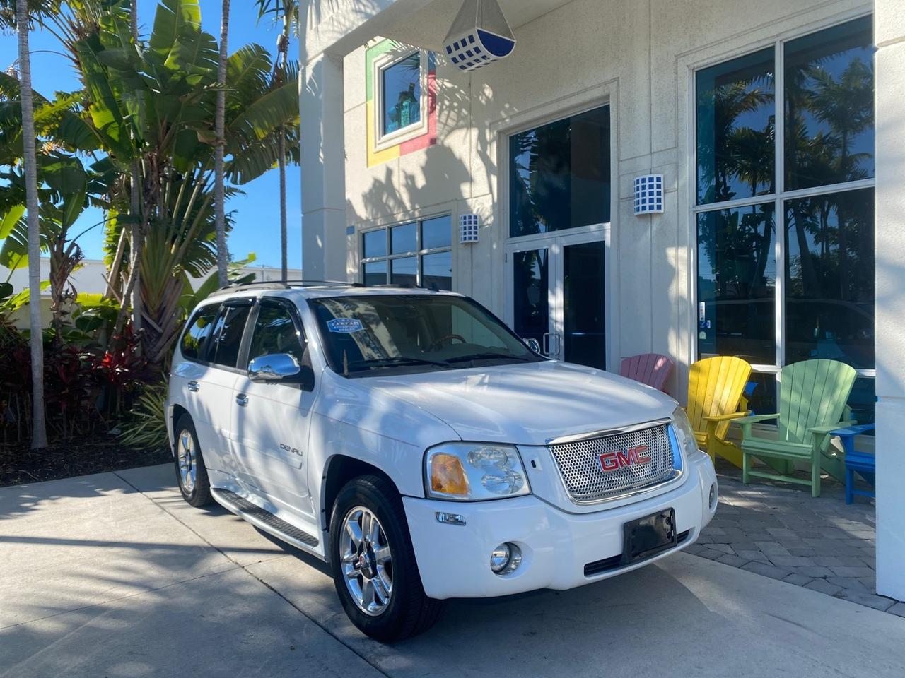 2006 GMC Envoy Denali LOW MILES 49,532 4WD SUNROOF