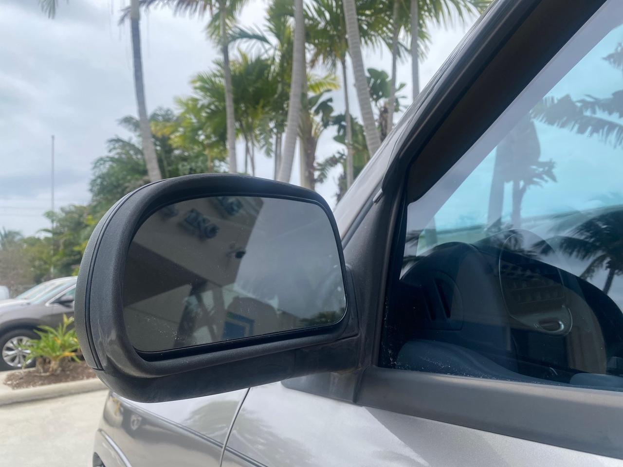 2006 GMC Envoy SLE LOW MILES 58,460 1 OWNER Pompano Beach FL