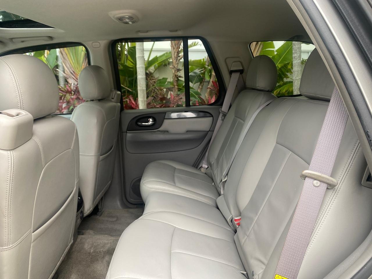 2006 GMC Envoy SLE LOW MILES 58,460 1 OWNER Pompano Beach FL