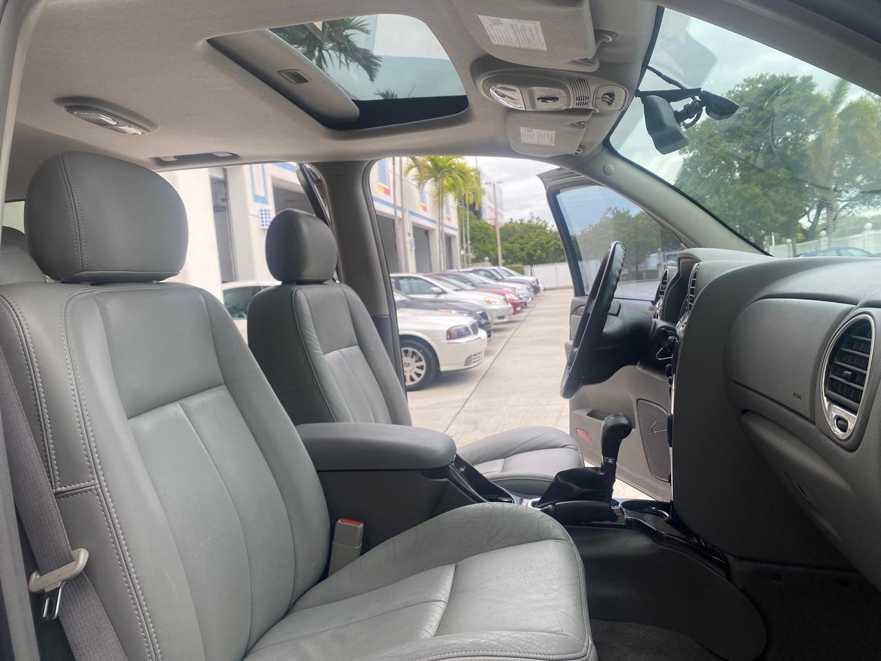 2006 GMC Envoy SLE LOW MILES 58,460 1 OWNER Pompano Beach FL