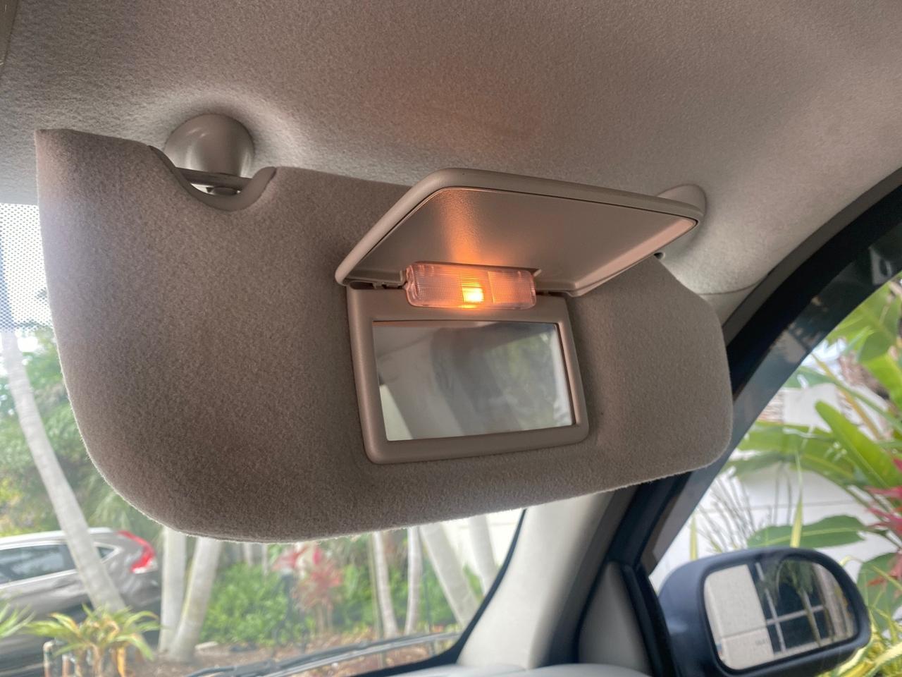 2006 GMC Envoy SLE LOW MILES 58,460 1 OWNER Pompano Beach FL