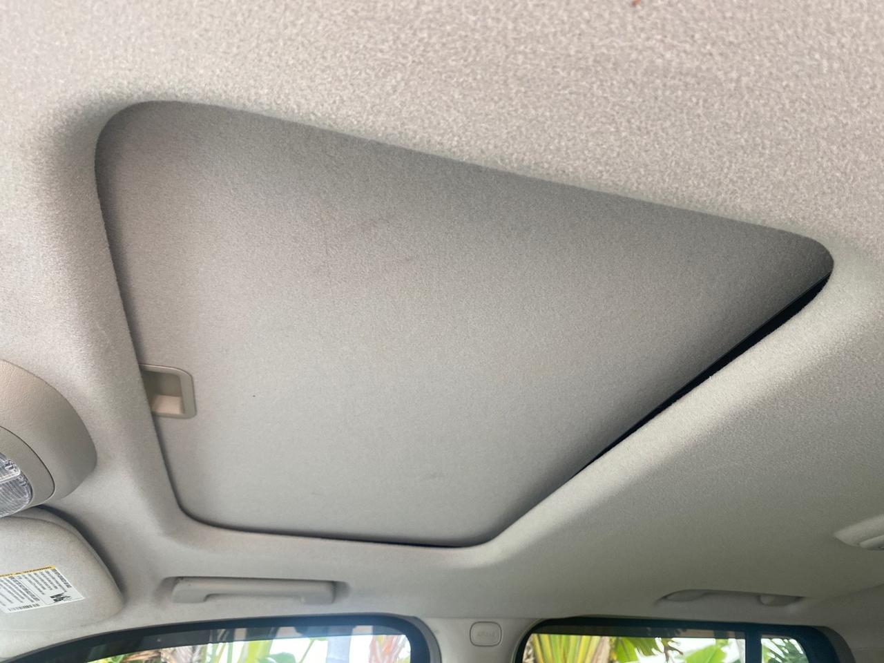 2006 GMC Envoy SLE LOW MILES 58,460 1 OWNER Pompano Beach FL