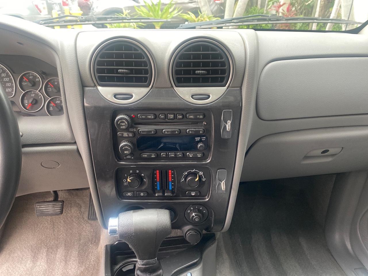 2006 GMC Envoy SLE LOW MILES 58,460 1 OWNER Pompano Beach FL