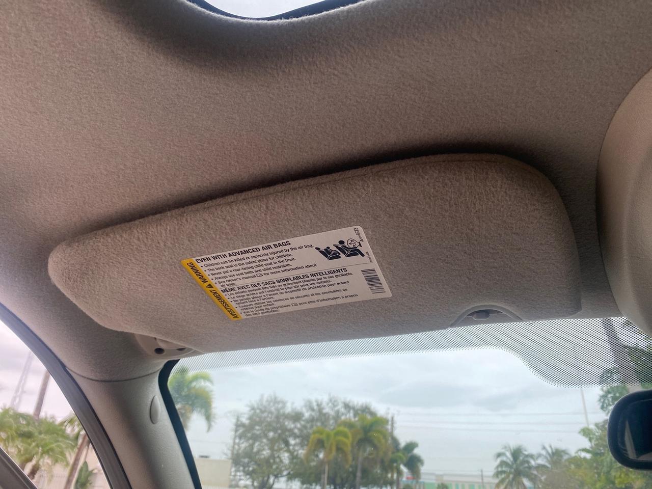 2006 GMC Envoy SLE LOW MILES 58,460 1 OWNER Pompano Beach FL