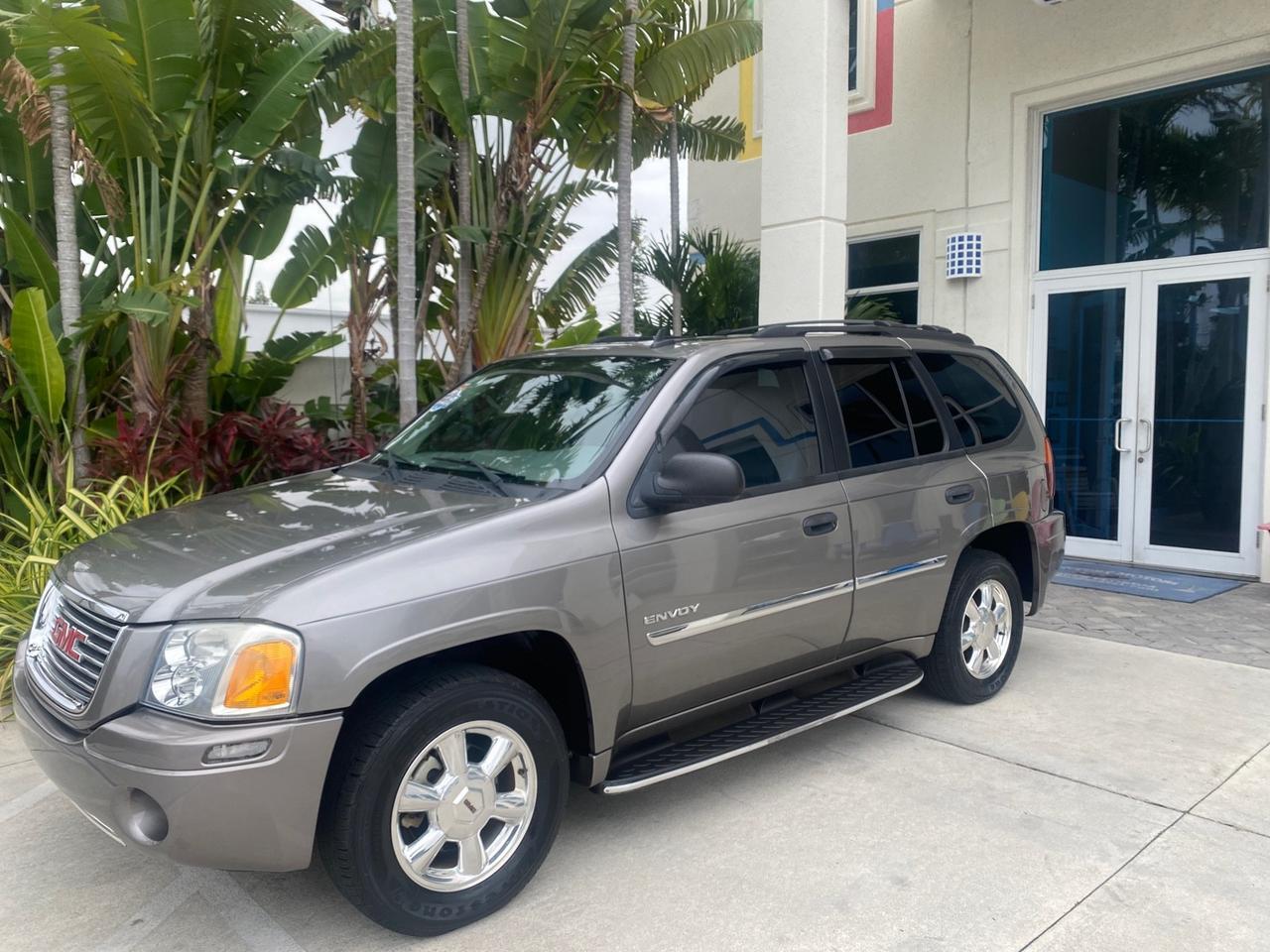 2006 GMC Envoy SLE LOW MILES 58,460 1 OWNER Pompano Beach FL