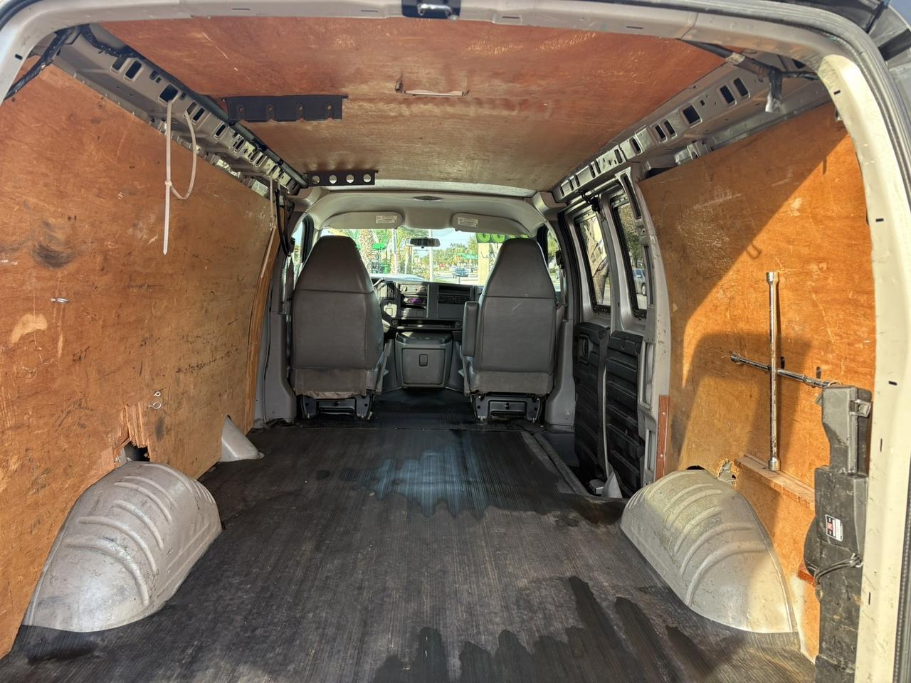 2006 GMC Savana Cargo Van Fort Pierce FL