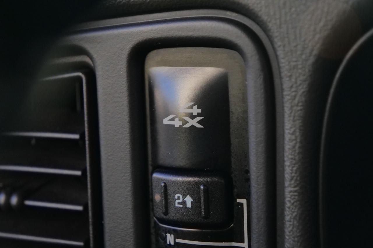 2006 GMC Sierra 3500 4X4 / Type I Ambulance / Duramax Diesel / Allison! Lincolnton NC