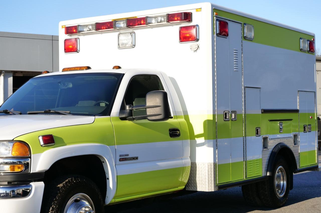 2006 GMC Sierra 3500 4X4 / Type I Ambulance / Duramax Diesel / Allison! Lincolnton NC
