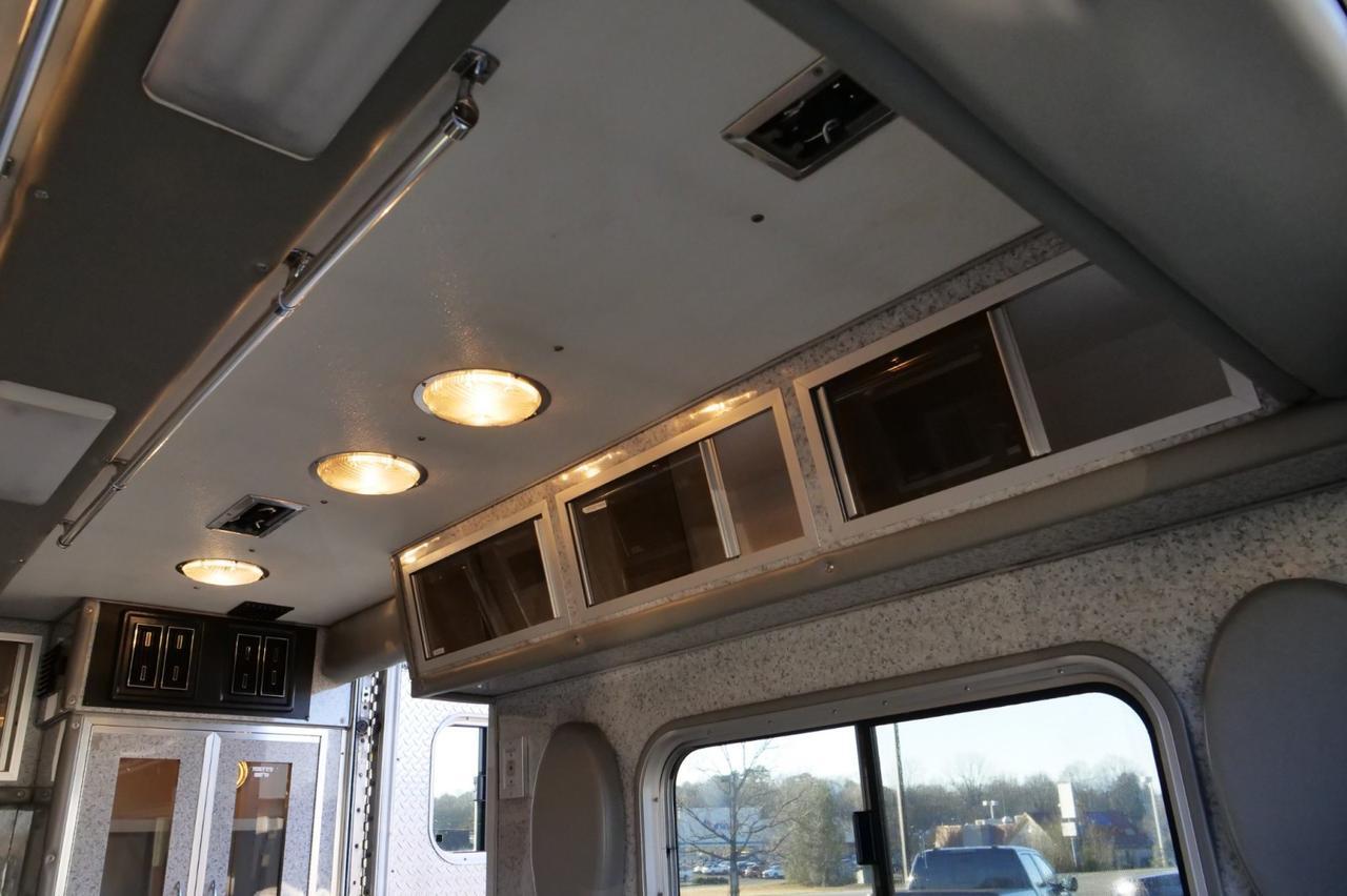 2006 GMC Sierra 3500 4X4 / Type I Ambulance / Duramax Diesel / Allison! Lincolnton NC