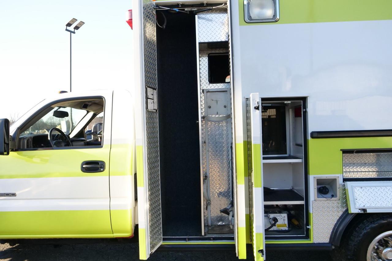2006 GMC Sierra 3500 4X4 / Type I Ambulance / Duramax Diesel / Allison! Lincolnton NC