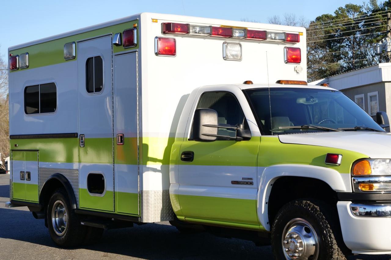 2006 GMC Sierra 3500 4X4 / Type I Ambulance / Duramax Diesel / Allison! Lincolnton NC