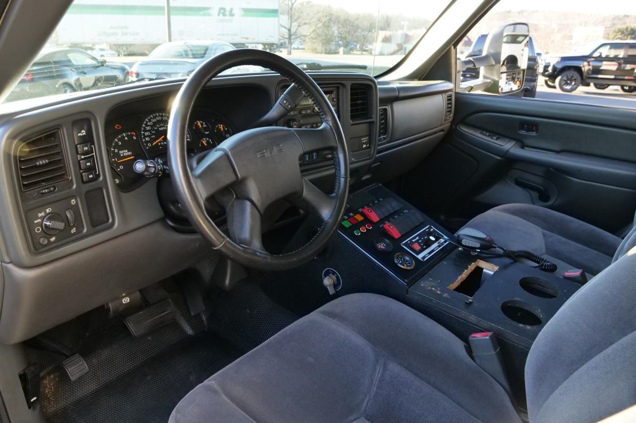 2006 GMC Sierra 3500 4X4 / Type I Ambulance / Duramax Diesel / Allison! Lincolnton NC