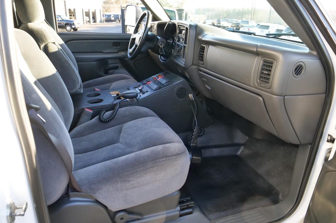 2006 GMC Sierra 3500 4X4 / Type I Ambulance / Duramax Diesel / Allison! Lincolnton NC