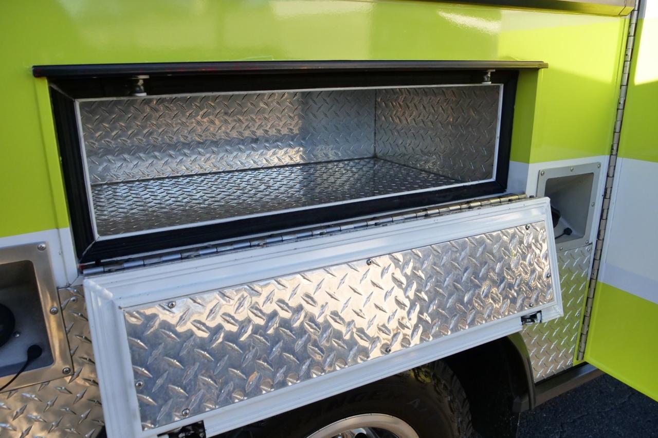 2006 GMC Sierra 3500 4X4 / Type I Ambulance / Duramax Diesel / Allison! Lincolnton NC