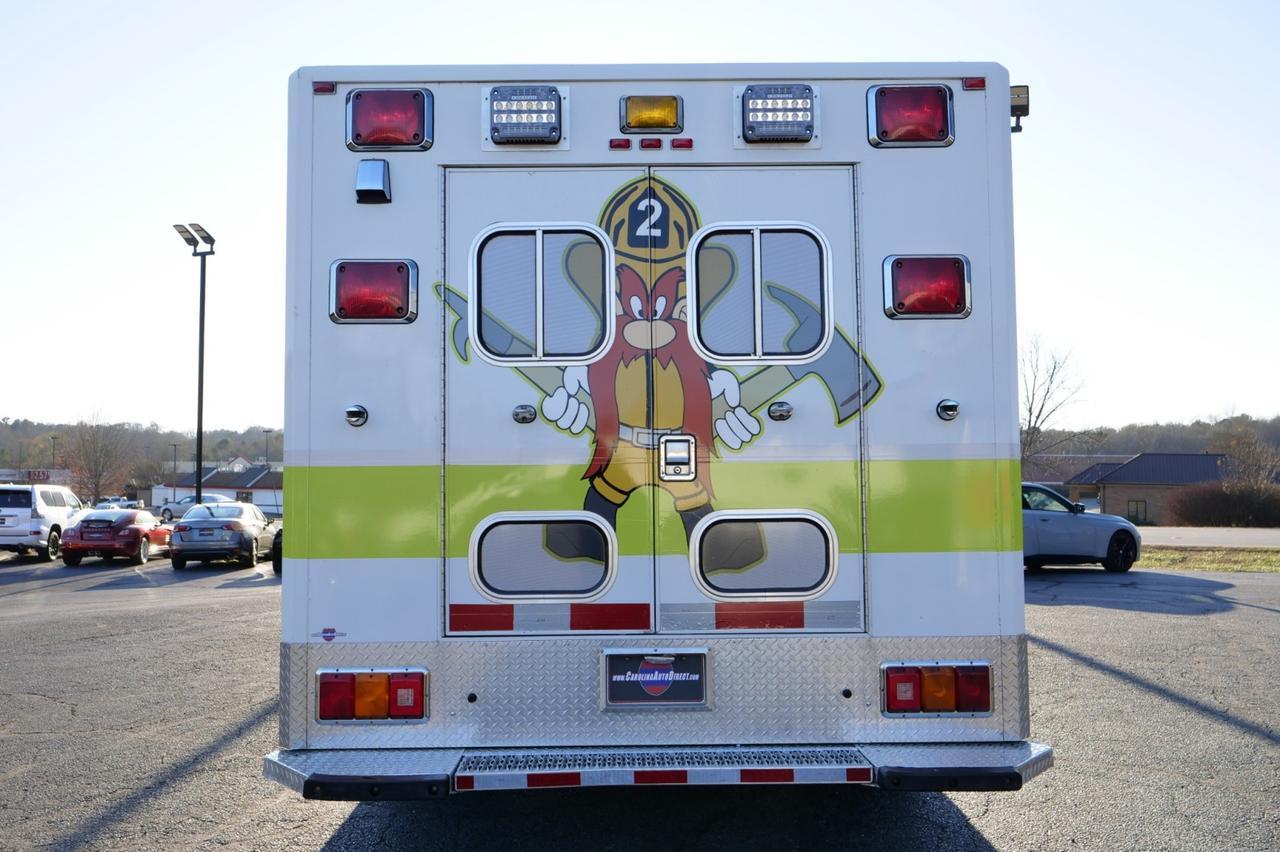 2006 GMC Sierra 3500 4X4 / Type I Ambulance / Duramax Diesel / Allison! Lincolnton NC