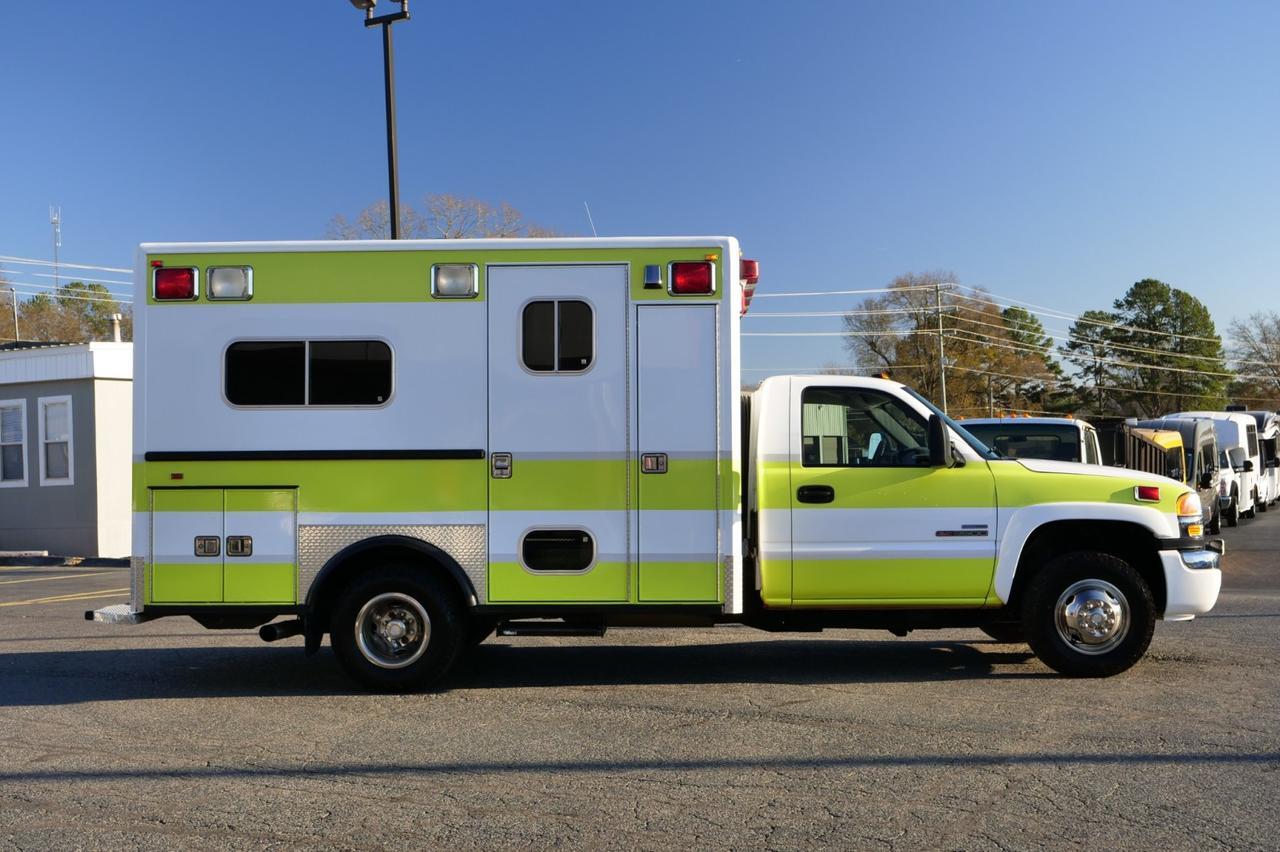 2006 GMC Sierra 3500 4X4 / Type I Ambulance / Duramax Diesel / Allison! Lincolnton NC