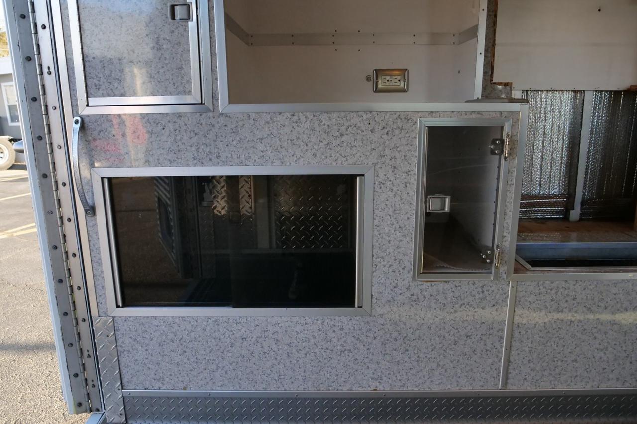 2006 GMC Sierra 3500 4X4 / Type I Ambulance / Duramax Diesel / Allison! Lincolnton NC