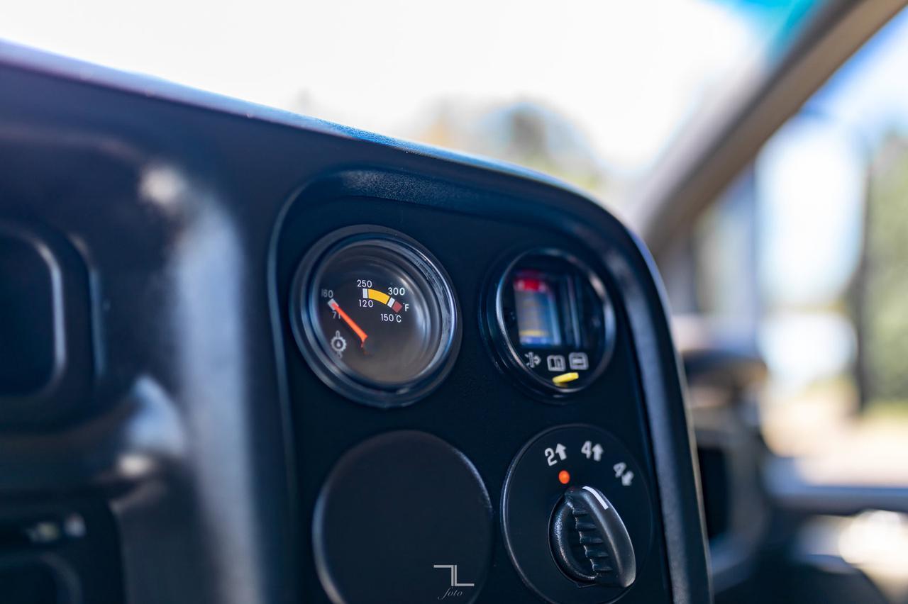 2006 GMC TC5500 4x4 Reg Cab Dually Deck Sleeper Diesel Red Deer AB