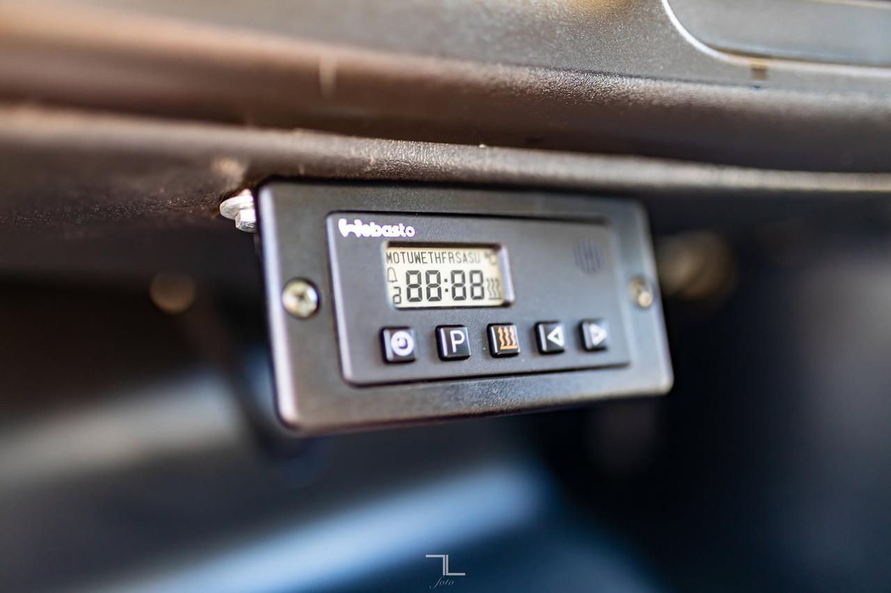 2006 GMC TC5500 4x4 Reg Cab Dually Deck Sleeper Diesel Red Deer AB