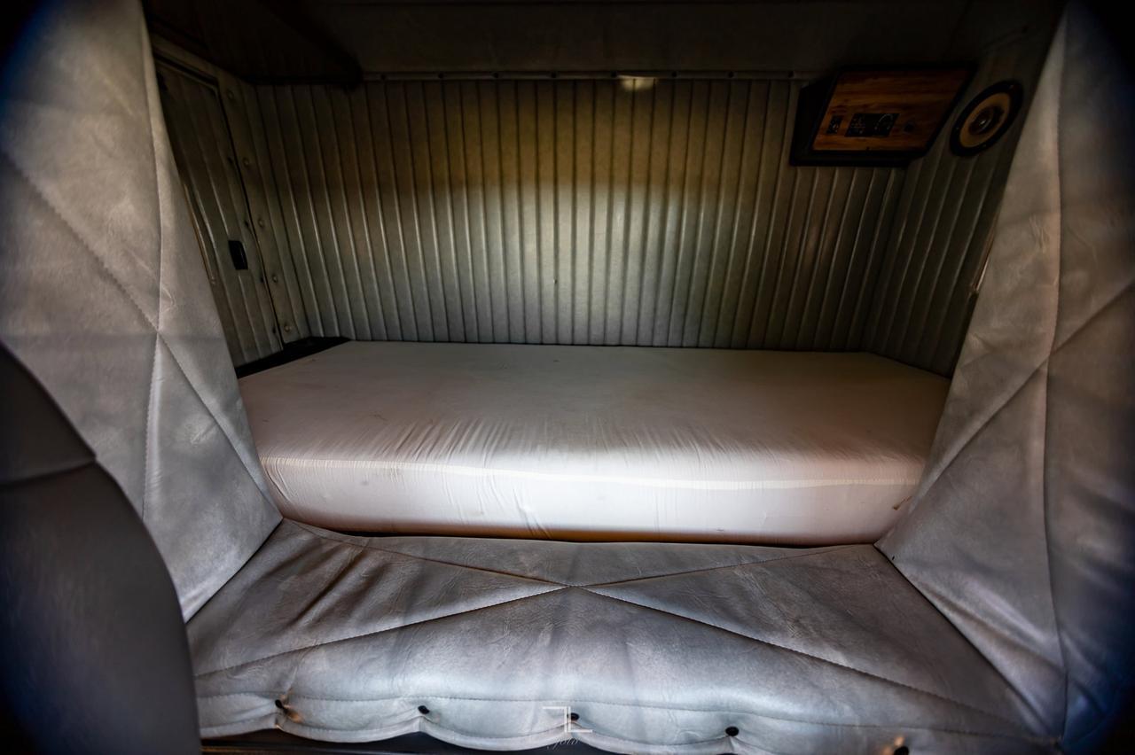 2006 GMC TC5500 4x4 Reg Cab Dually Deck Sleeper Diesel Red Deer AB