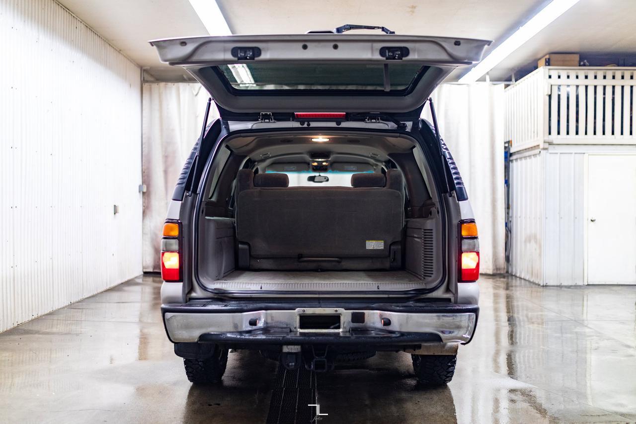 2006 GMC Yukon XL 2500 4x4 SLE PSeat Red Deer AB