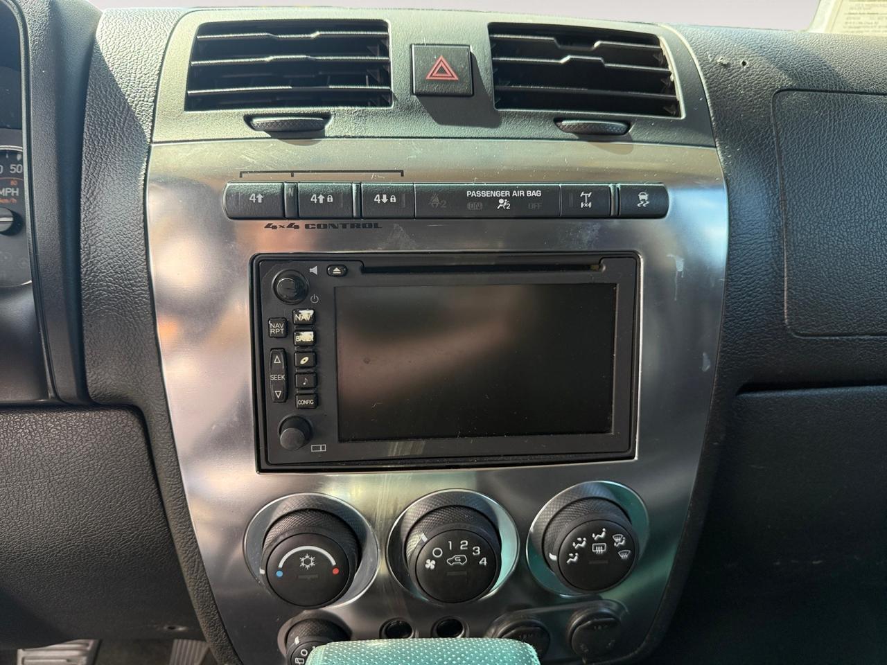 2006 HUMMER H3 TOURING, BRAND NEW BATTERY, RUNNING BOARDS, TOW PACKAGE, ROOF RACKS, SUNROOF, TOW HOOKS, BRUSH GUARD, POWER MIRRORS, SOLD AS IS - DRIVE IT HOME TODAY! Norfolk VA