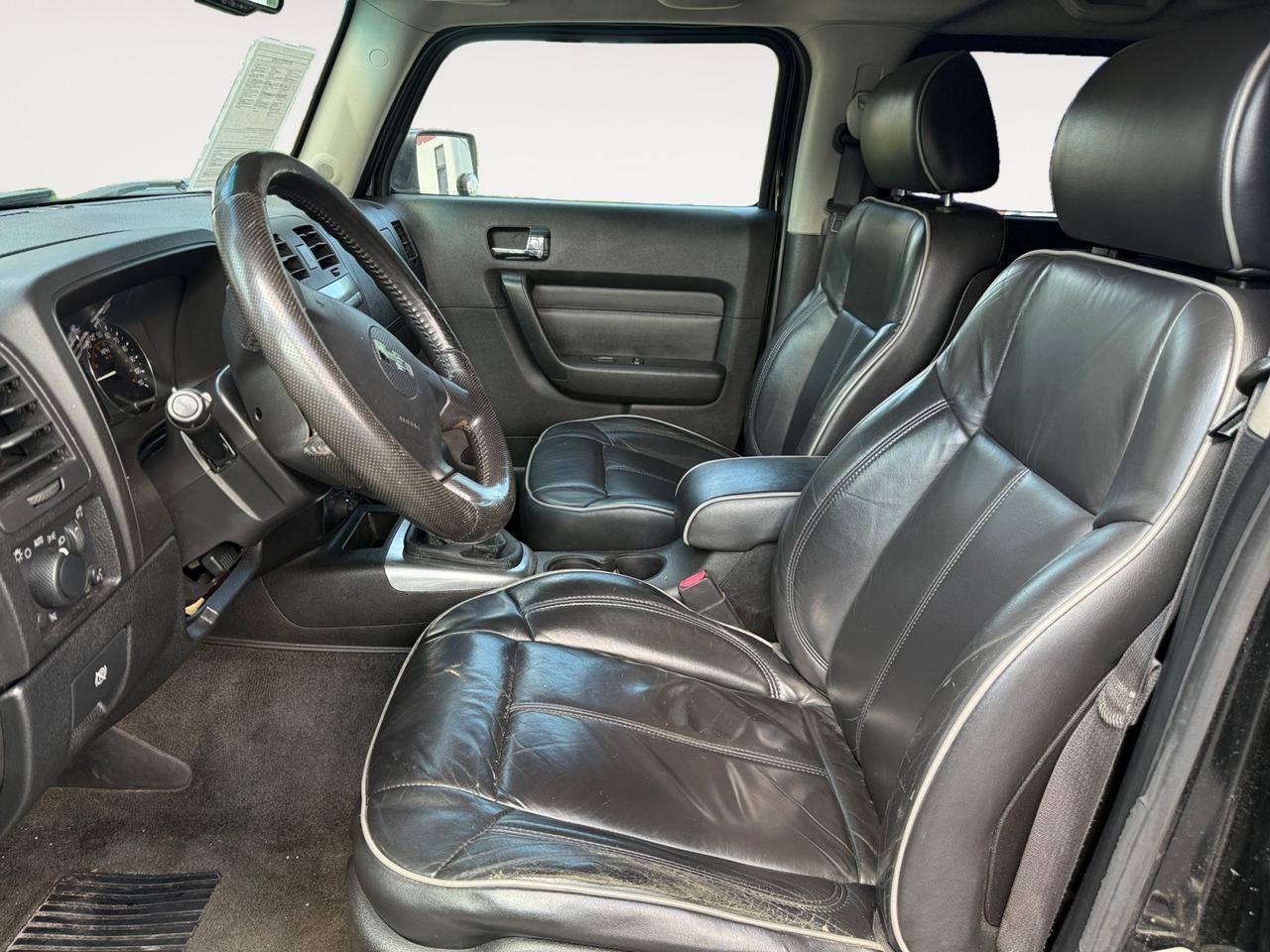 2006 HUMMER H3 TOURING, BRAND NEW BATTERY, RUNNING BOARDS, TOW PACKAGE, ROOF RACKS, SUNROOF, TOW HOOKS, BRUSH GUARD, POWER MIRRORS, SOLD AS IS - DRIVE IT HOME TODAY! Norfolk VA