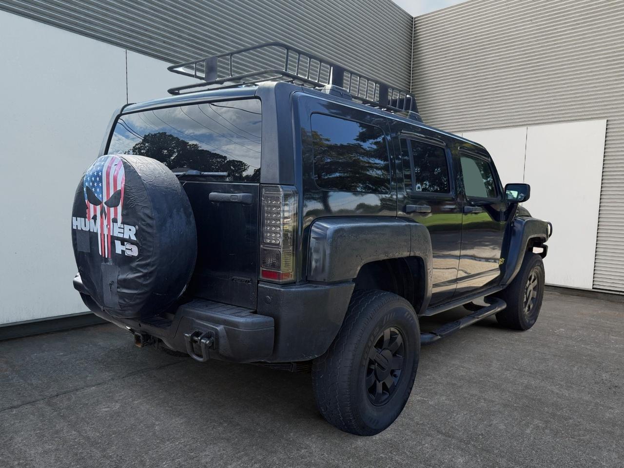 2006 HUMMER H3 TOURING, BRAND NEW BATTERY, RUNNING BOARDS, TOW PACKAGE, ROOF RACKS, SUNROOF, TOW HOOKS, BRUSH GUARD, POWER MIRRORS, SOLD AS IS - DRIVE IT HOME TODAY! Norfolk VA