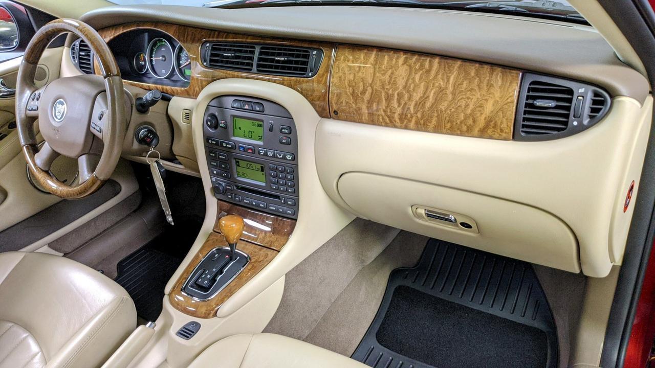 2006 Jaguar X-TYPE  Glendale Heights IL