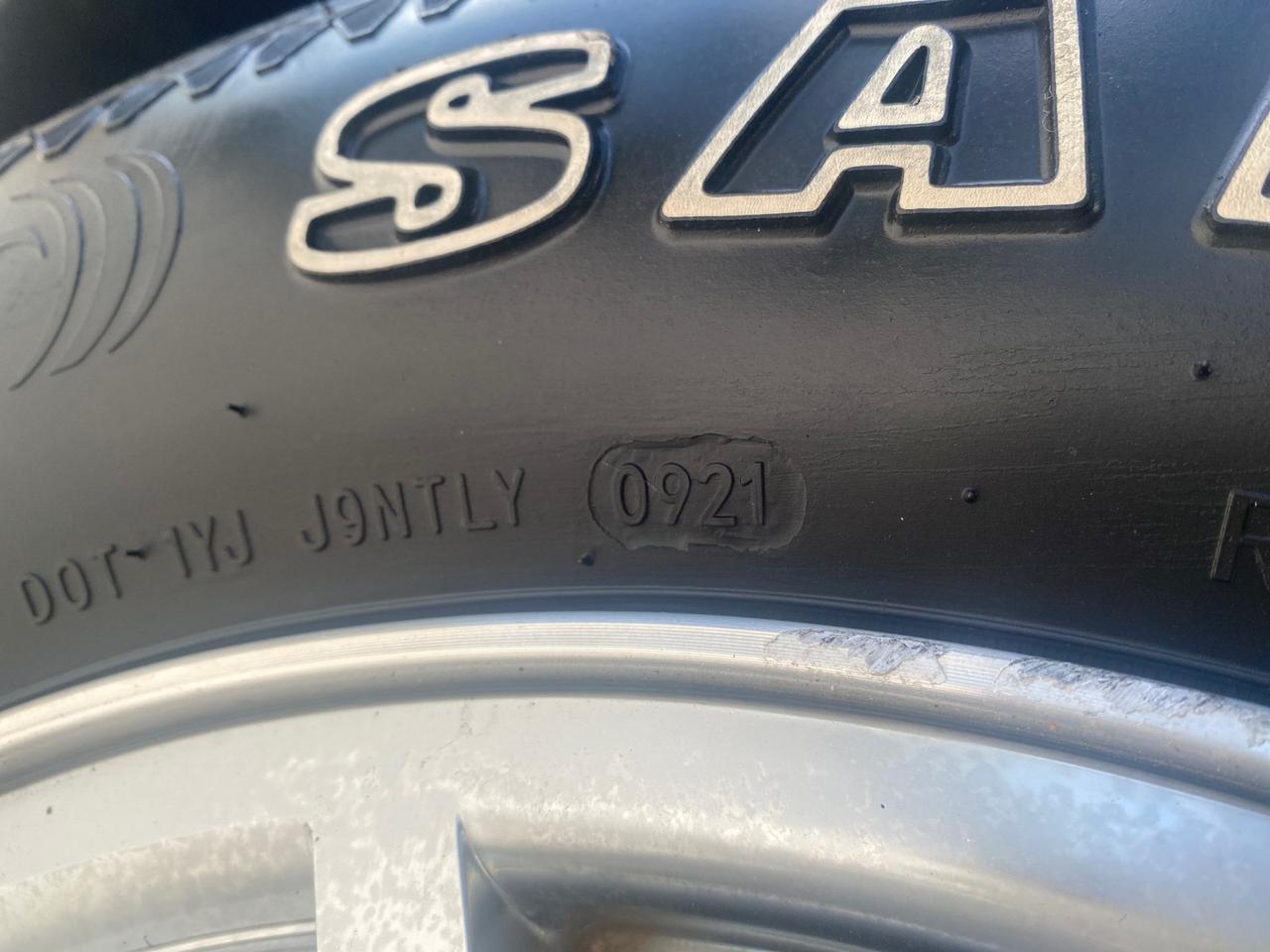 2006 Jeep Grand Cherokee Overland LOW MILES 57,372 1 OWNER 4WD Pompano Beach FL