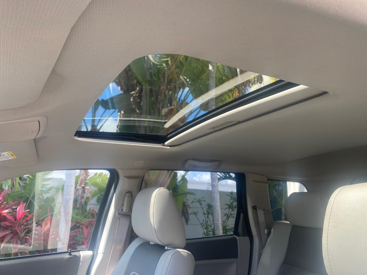 2006 Jeep Grand Cherokee Overland LOW MILES 57,372 1 OWNER 4WD Pompano Beach FL